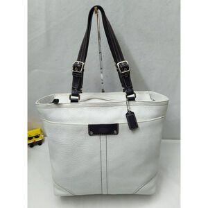 Coach White Pebbled Leather Zipper Closure Double Handles Tote Shoulder Bag